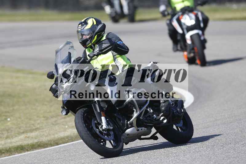 /01 02.04.2026 MAZ ADR/Gruppe gelb Gruppe gruen/Instruktoren